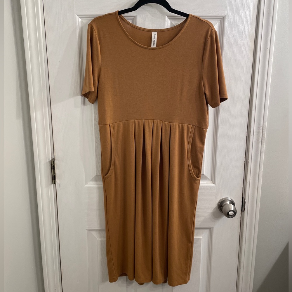 Zenana Outfitters Brown Midi Sundress Short Sleeve Crew Neck